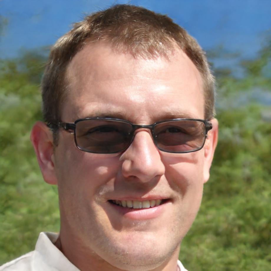 Portrait de Bastien Roussel, fondateur de kynarilume